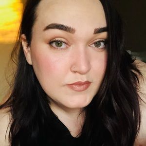 Meet your Posher, Mallorie